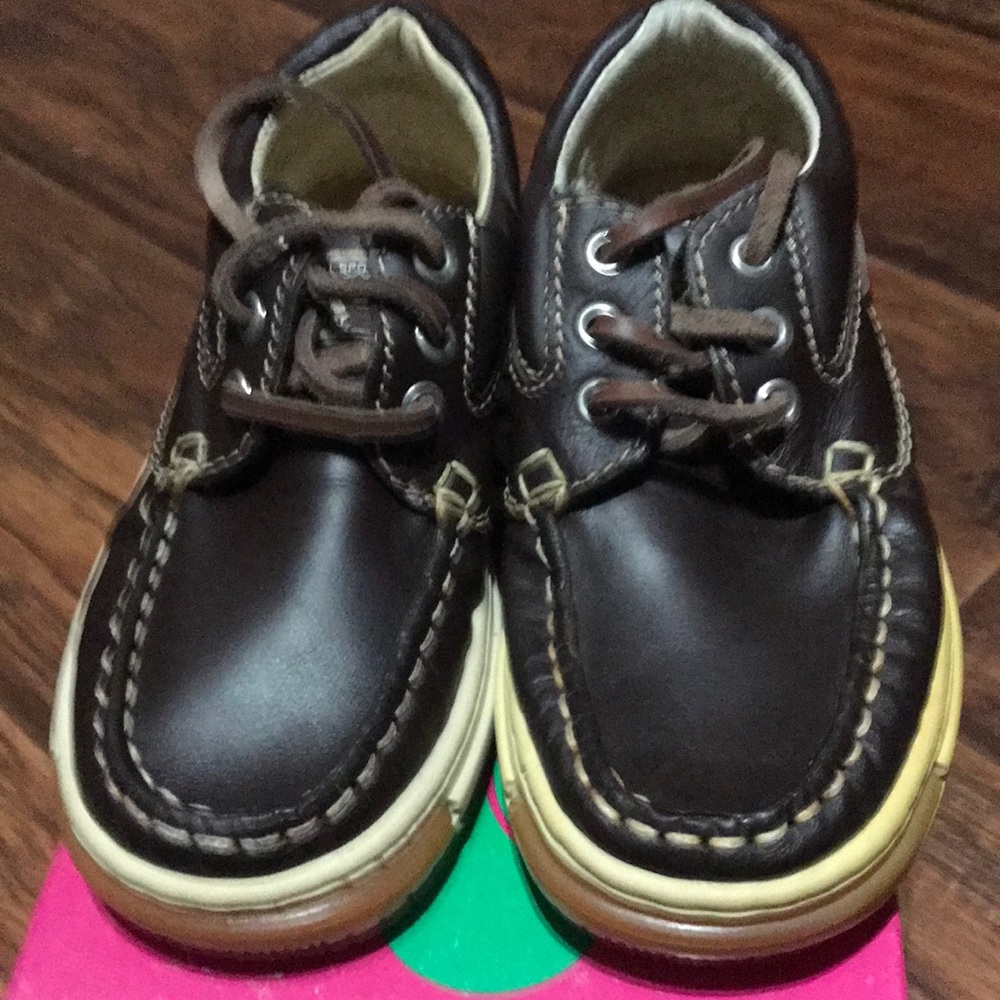 Aster Boy Shoes, Size 29 (US 11.5)…READ